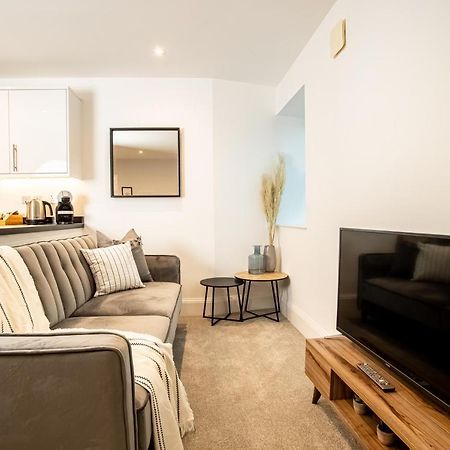 Luxury Boutique Harbour Apartments - Heart Of Torquay - Near Babbacoombe & Beach 외부 사진