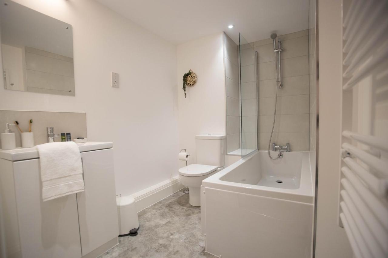 Luxury Boutique Harbour Apartments - Heart Of Torquay - Near Babbacoombe & Beach 외부 사진
